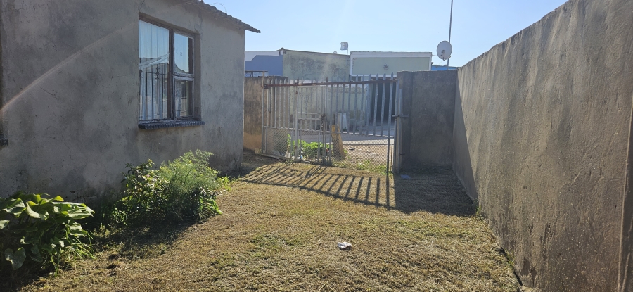 1 Bedroom Property for Sale in New Brighton Eastern Cape